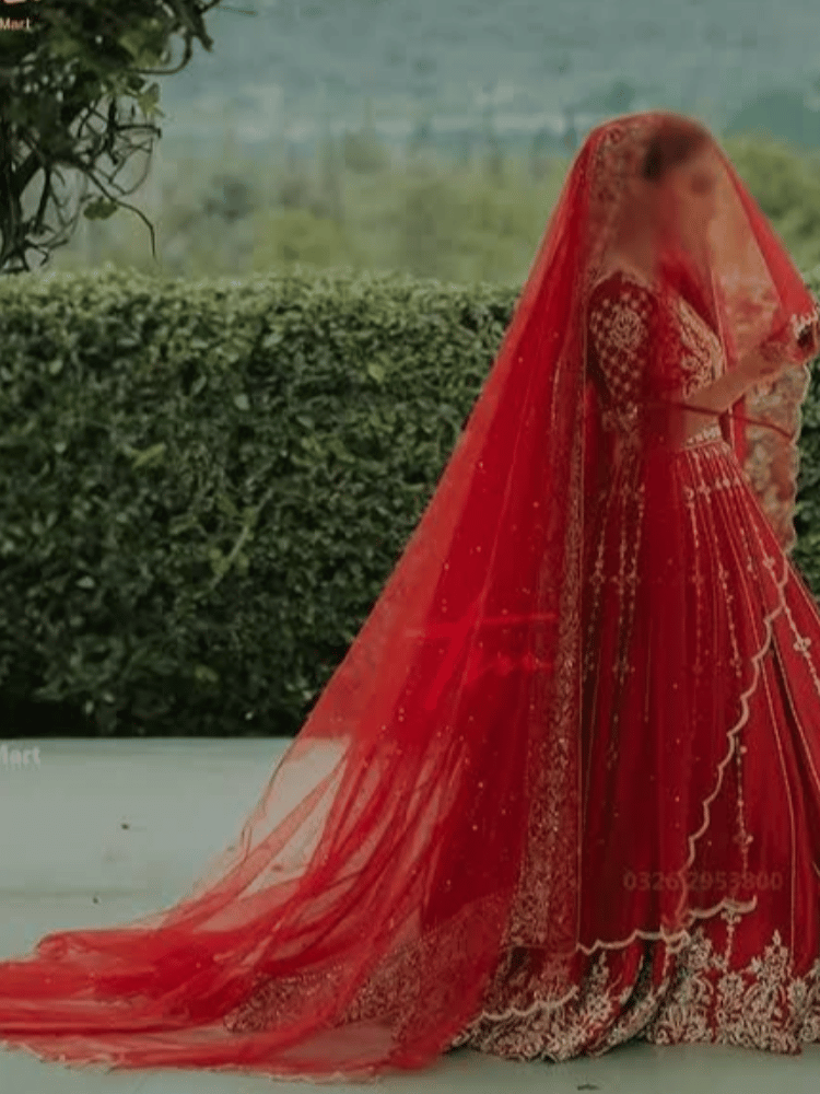 bridal veil dupatta in Pakistan