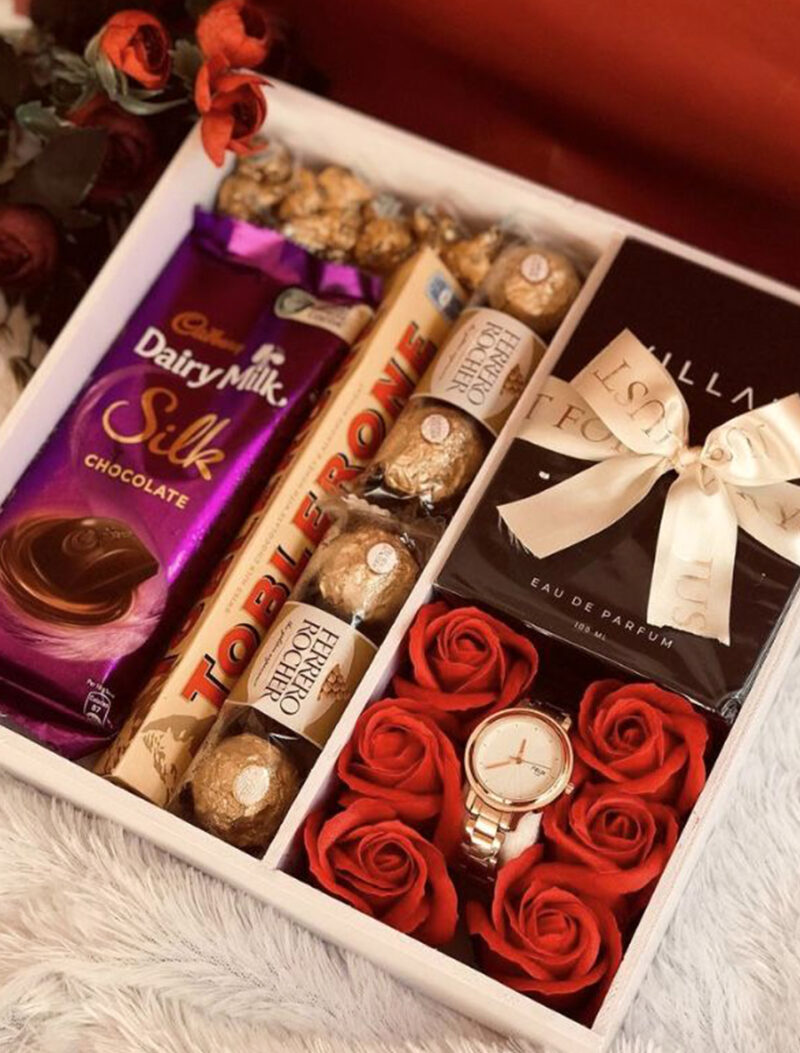 Luxury Anniversary Gift Box for Wife