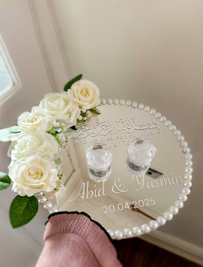 3D Acrylic "Bismillah" Ring Tray with White Roses