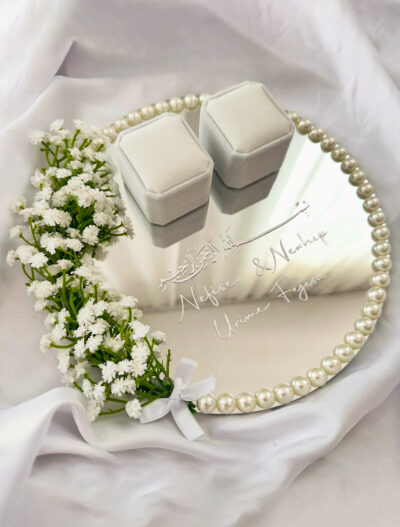 Ethereal Baby's Breath Ring Tray with "Bismillah" & Pearl Border