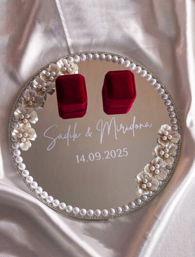 Elegant Pearl Flower Ring Tray with Custom Names